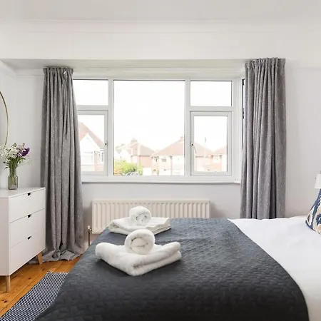 Beautiful And Peaceful 3 Bed With Gardens & Games Prázdninový dům York